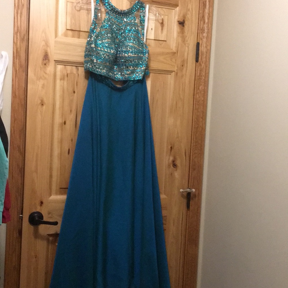 Prom dress